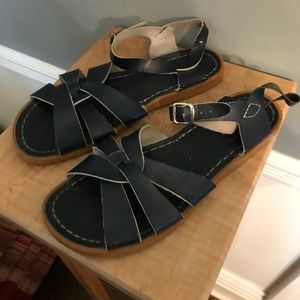 The Saltwater Sandal Leather Vintage Look